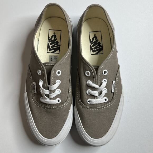 Vans Beige Tan Neutral Lace Up Sneakers Sz Men 6 Women 7.5 NEW READ - Picture 1 of 16